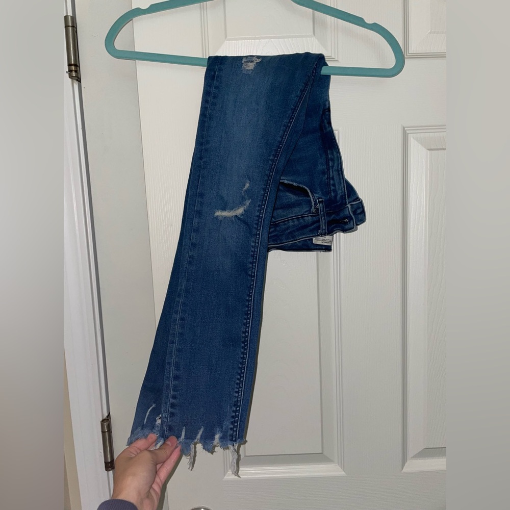 Zara Jeans With Rips Size 2 - Picture 5 of 6